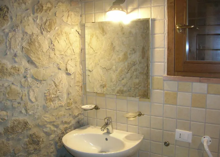 Grecale In Castellina Marittima By Interhome Apartmán *